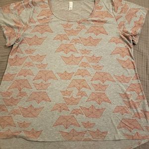 Lularoe Classic Paper Hat Tee - 3XL
